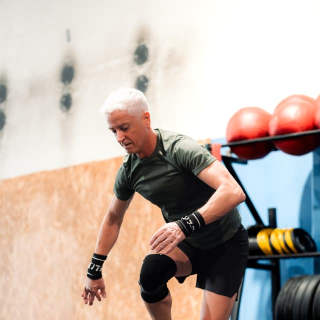 Atleta veterano entrenando a tope en Anboto SC